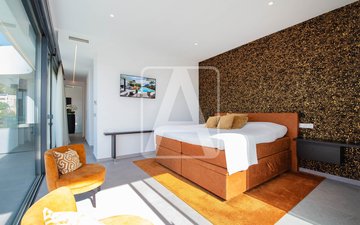Property slide 22