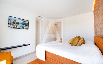 Property slide 43
