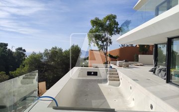 Слайд недвижимости 3