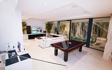 Property slide 17