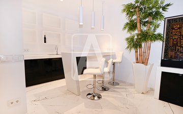 Property slide 21