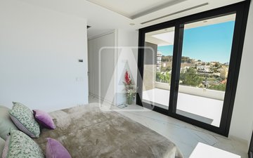 Property slide 34