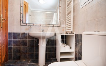 Property slide 19
