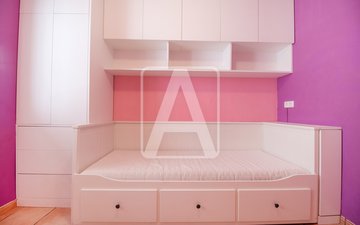 Property slide 25