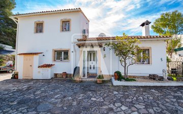 Property slide 14