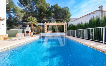 Property slide 16