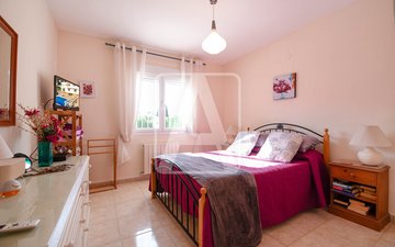 Property slide 19