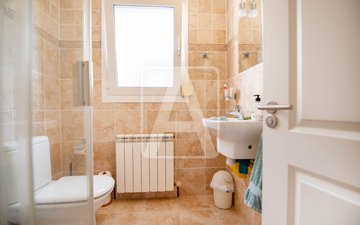 Property slide 24