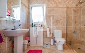 Property slide 27