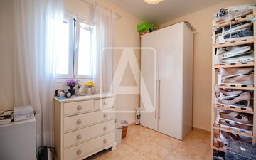 Property slide 36