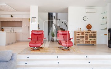 Property slide 14