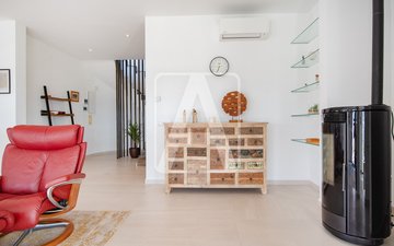 Property slide 17