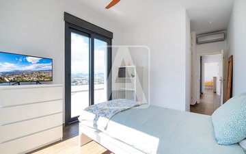 Property slide 29