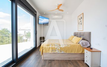 Property slide 35
