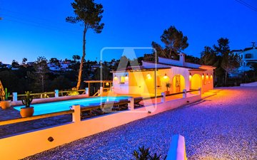 Property slide 18