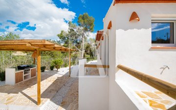 Property slide 28