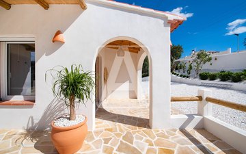 Property slide 35