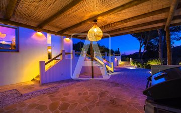 Property slide 44