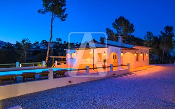 Property slide 8