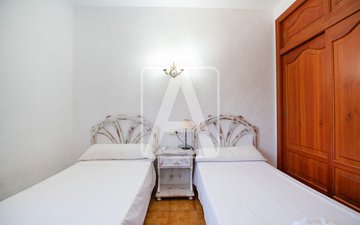 Property slide 20
