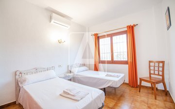 Property slide 23