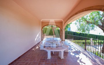 Property slide 33