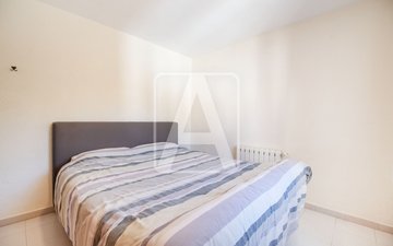 Property slide 20