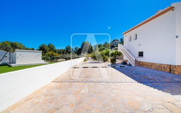Property slide 33