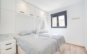 Property slide 14