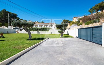 Property slide 18