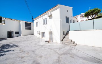 Property slide 22