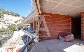 Property slide 14