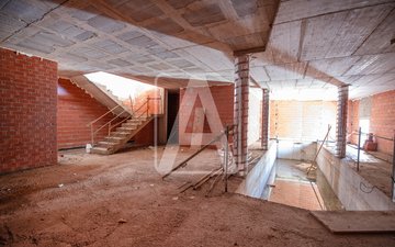 Property slide 16