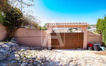 Property slide 45