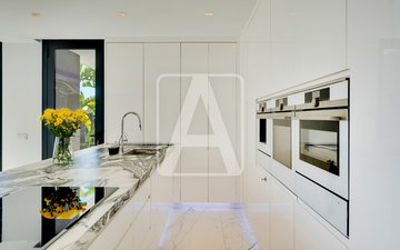 Property slide 21