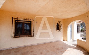 Property slide 14