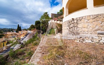 Property slide 28