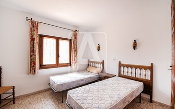 Property slide 8