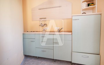 Property slide 15