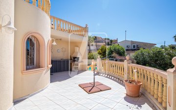 Property slide 21