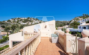 Property slide 22