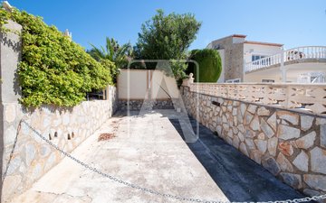 Property slide 27