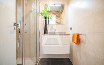 Property slide 20