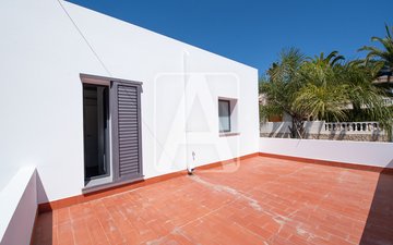 Property slide 31