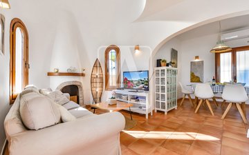 Property slide 4