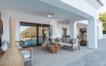 Property slide 46