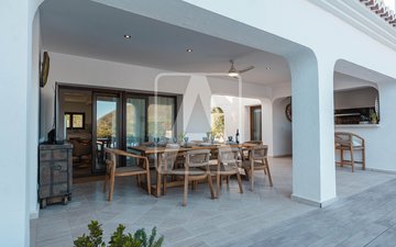 Property slide 47