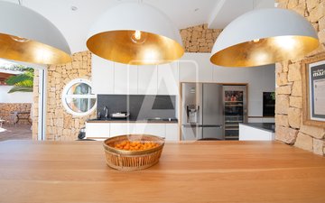 Property slide 16