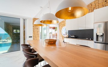 Property slide 17