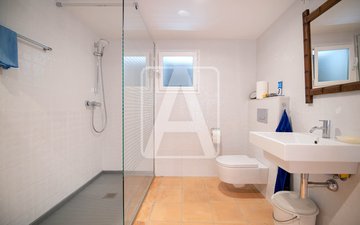 Property slide 50